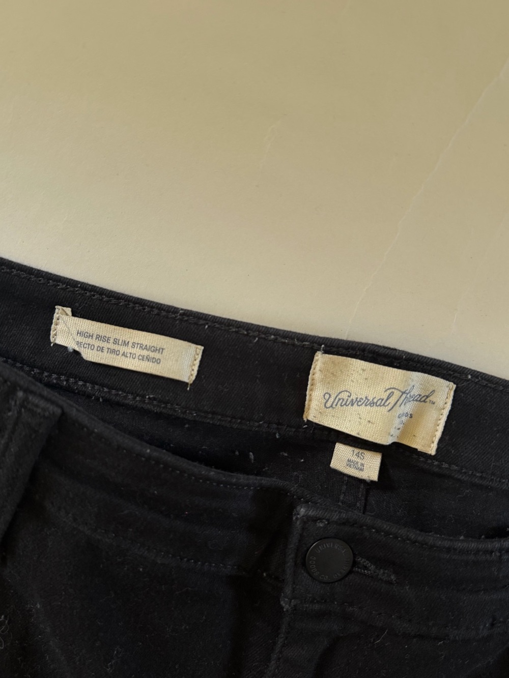 Women’s Black Raw-Hem Skinny Jeans: 14s - Picture 2 of 5